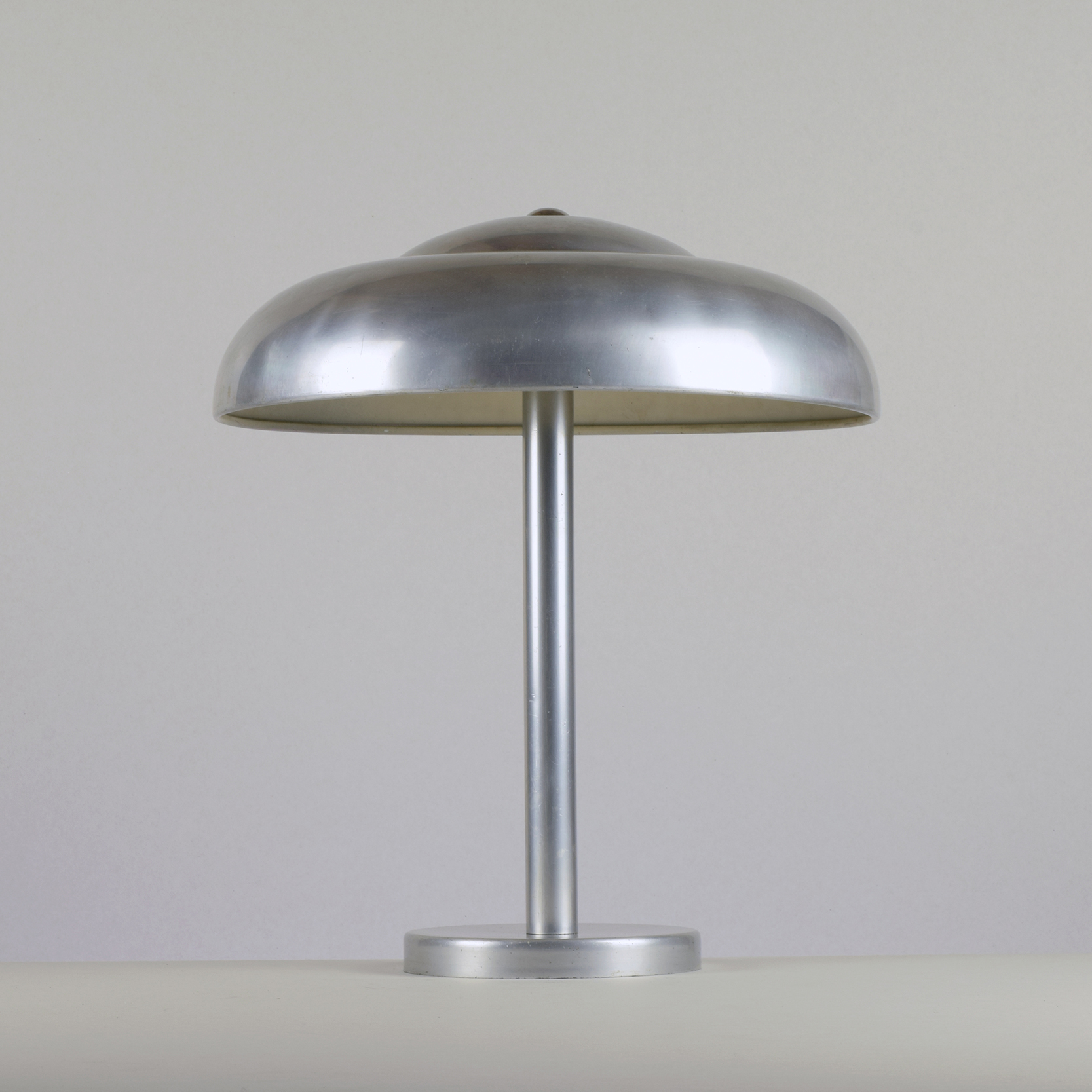 Modernist 1930’S Bauhaus table lamp